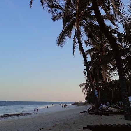 Tiwi Beach Resort & Spa Mombasa Exteriör bild