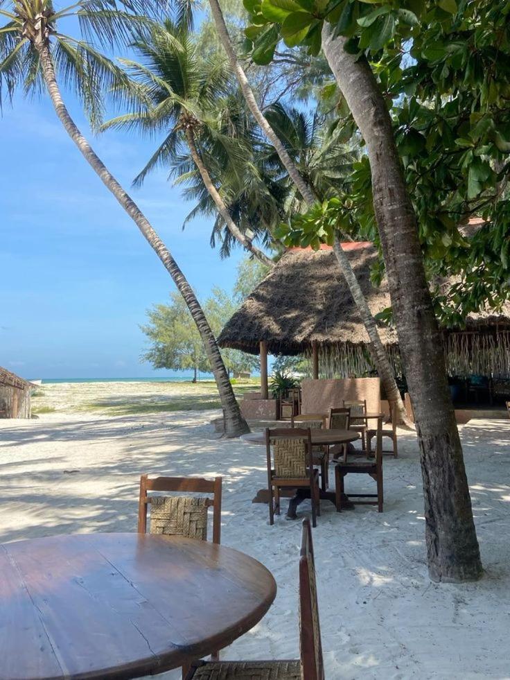 Tiwi Beach Resort & Spa Mombasa Exteriör bild